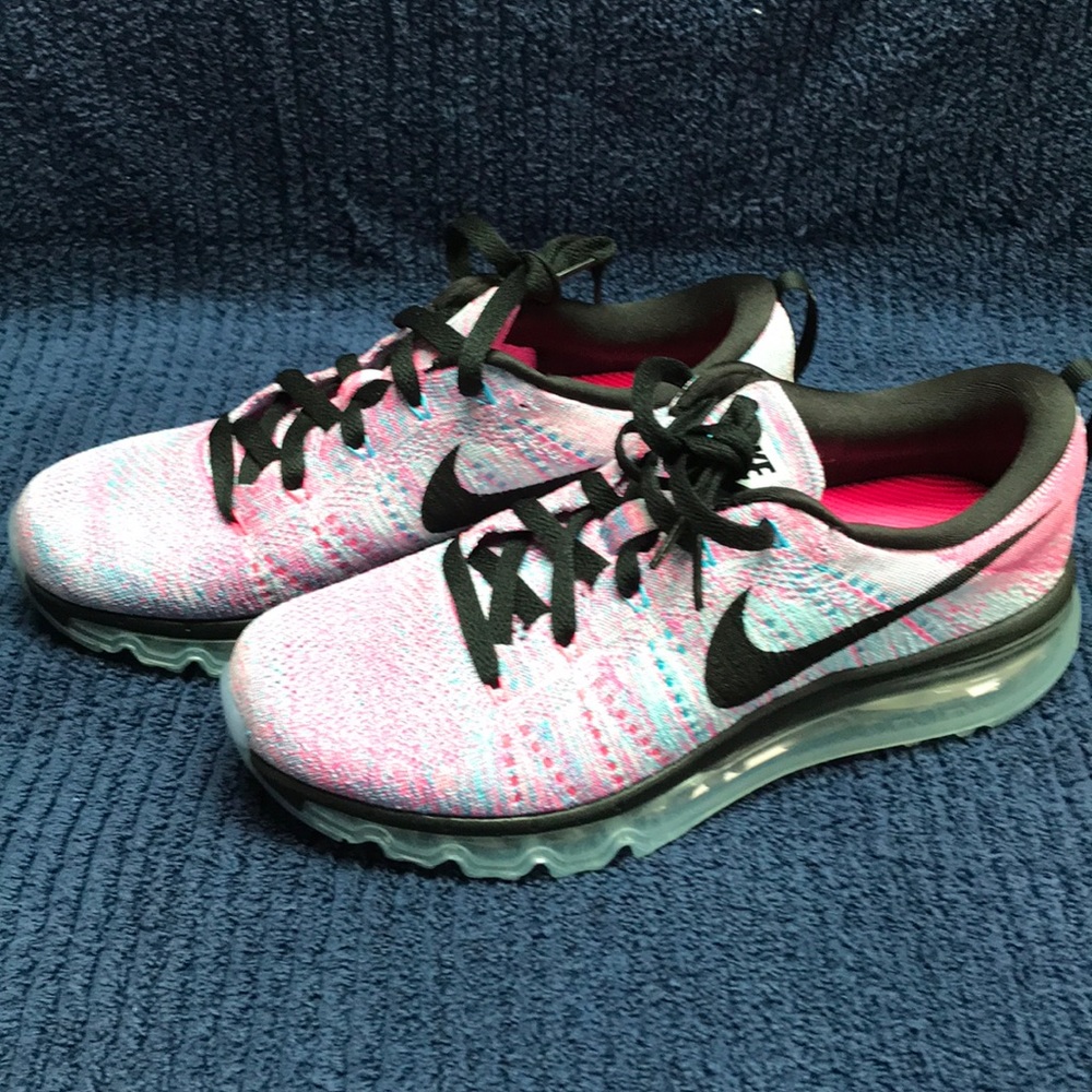 Meet your Posher, Shoes